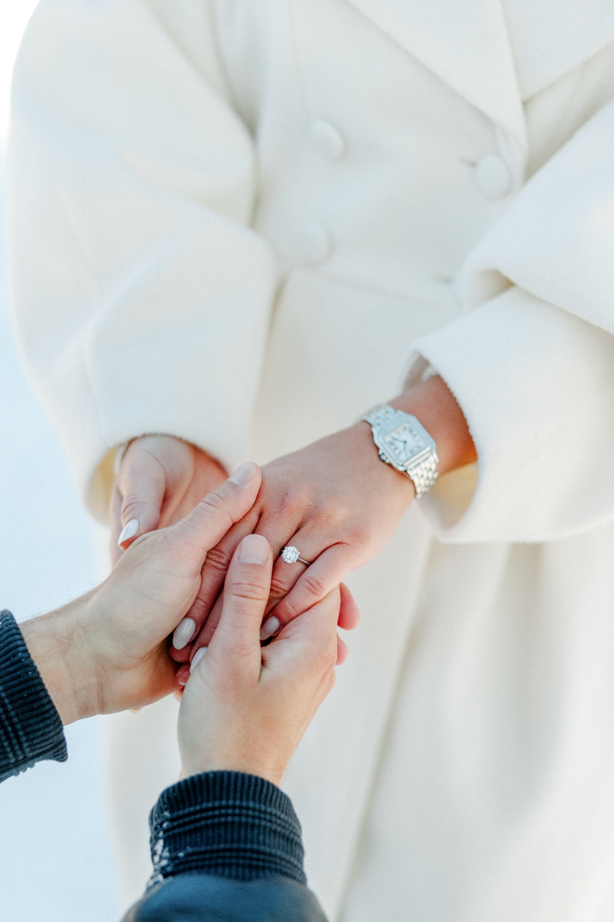 Hands and the ring